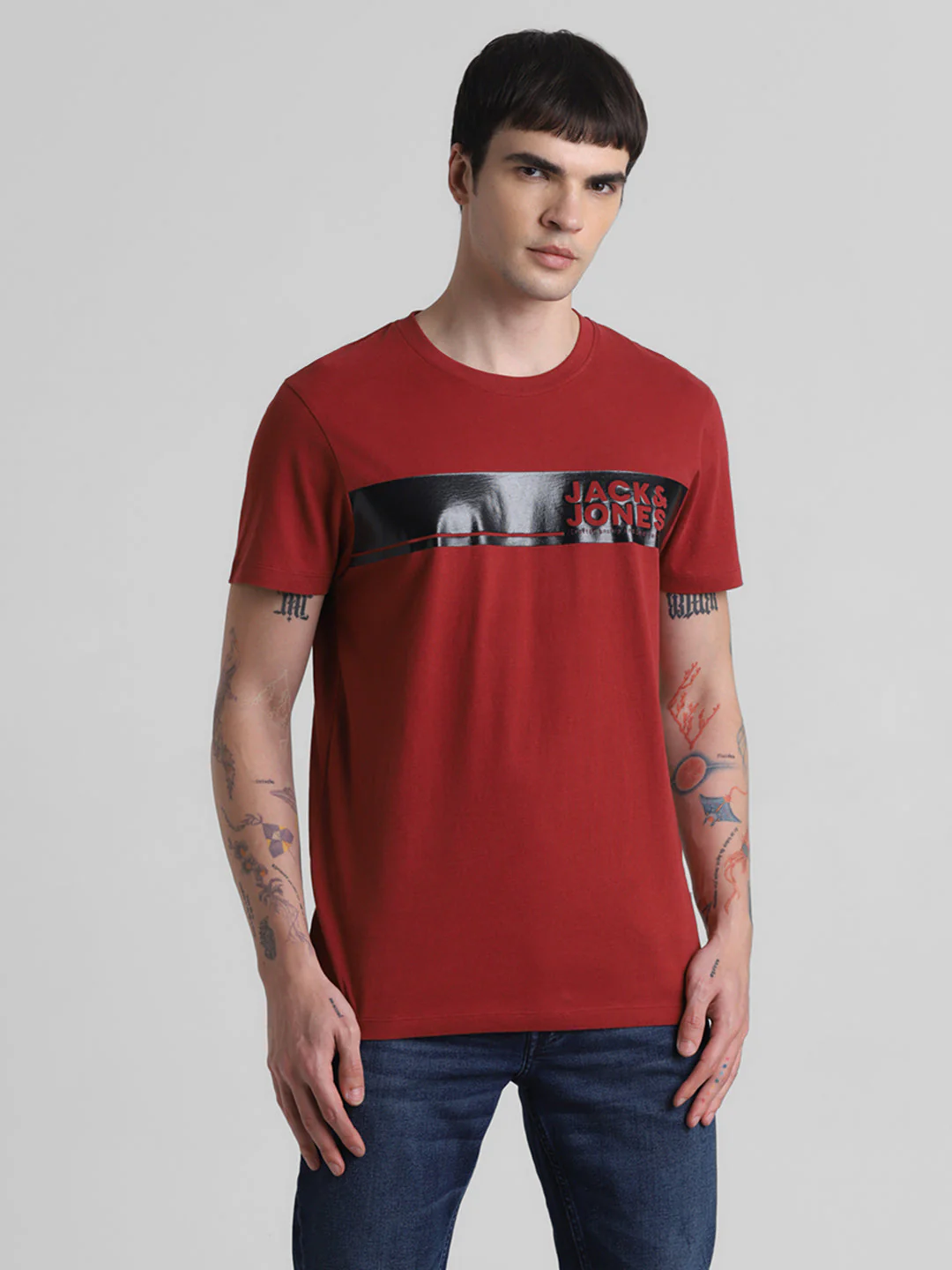 Red Chest Print Cotton T-shirt - Image 2
