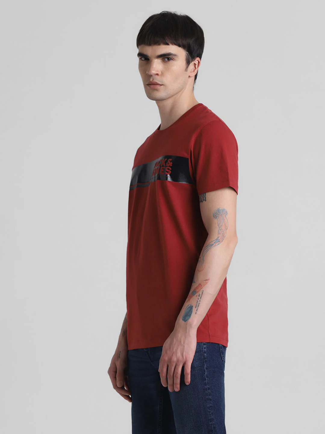 Red Chest Print Cotton T-shirt - Image 3