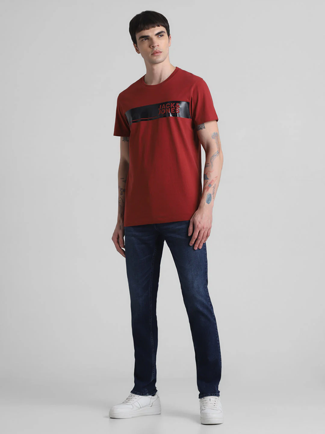 Red Chest Print Cotton T-shirt - Image 6