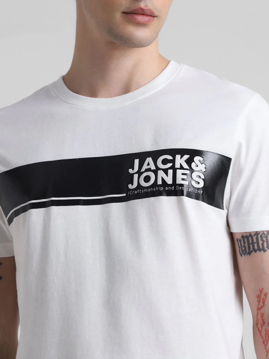 White Chest Print Cotton T-shirt - Image 5