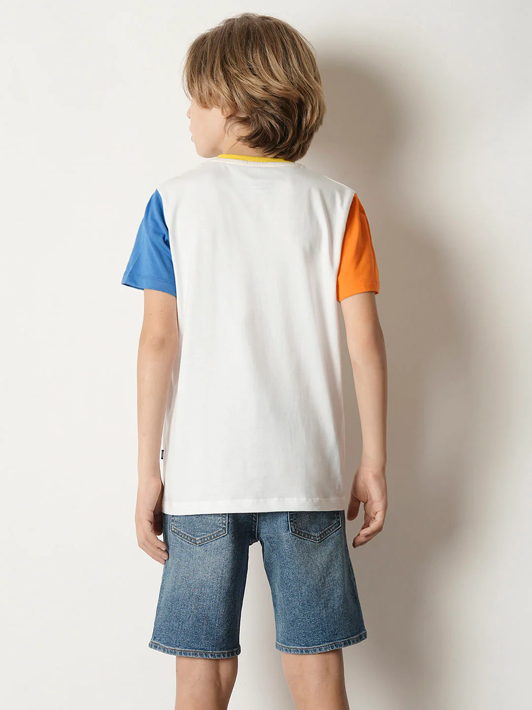 Boys White Colourblocked Print T-shirt - Image 4