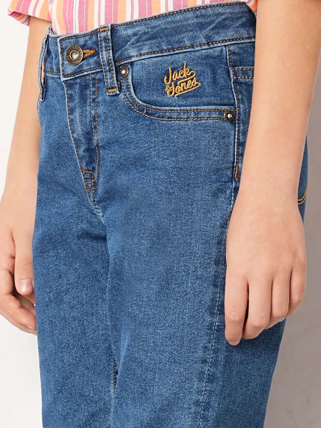 Blue Washed Regular Fit Jeans - Image 6