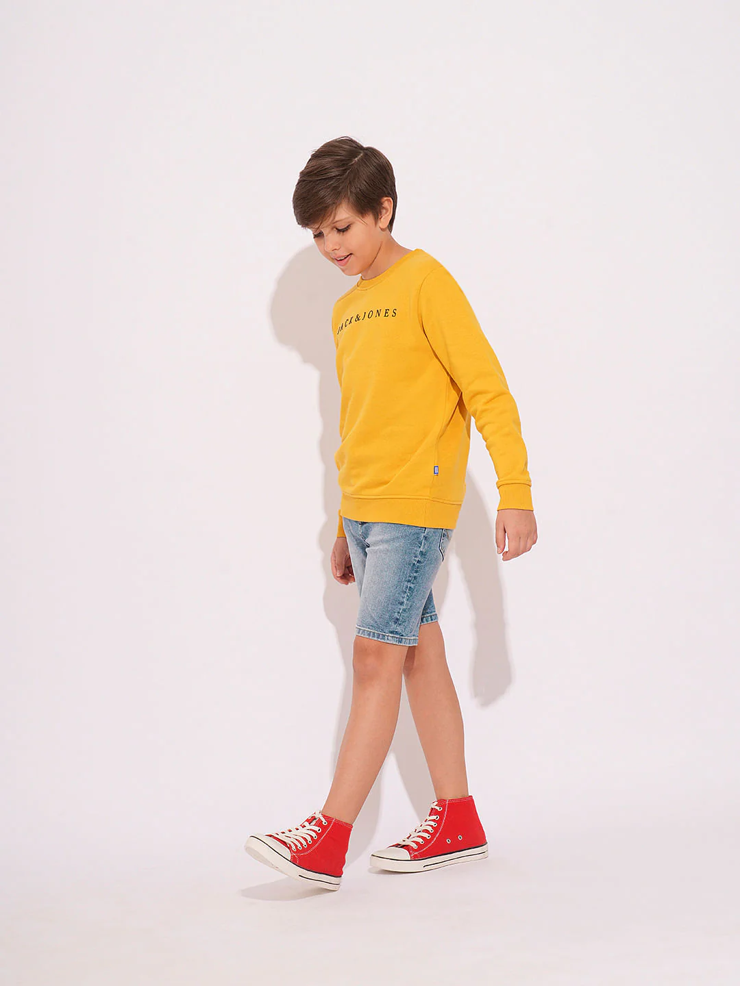 Blue Mid Rise Denim Shorts - Image 5
