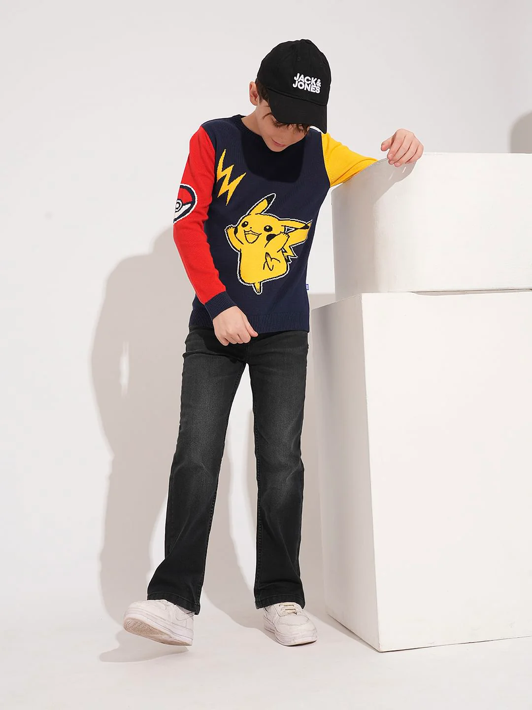 PIKACHU Navy Blue Printed Pullover