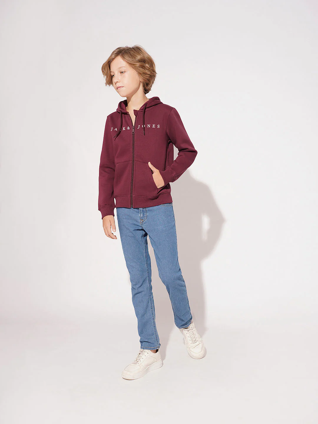 Boys Maroon Hooded Logo Print Sweatshirt - Image 5