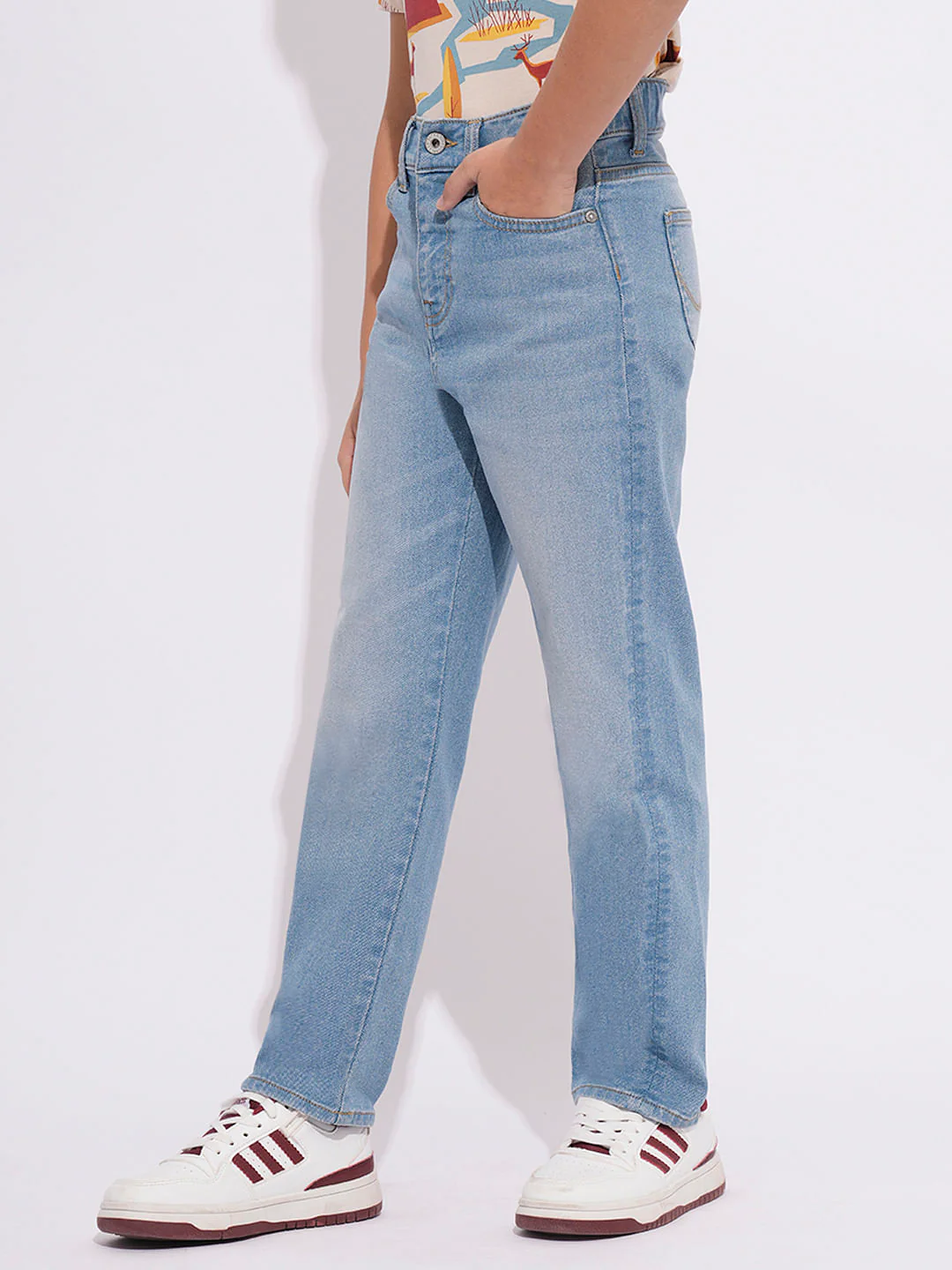 Light Blue Mid Rise Washed Loose Fit Jeans - Image 3