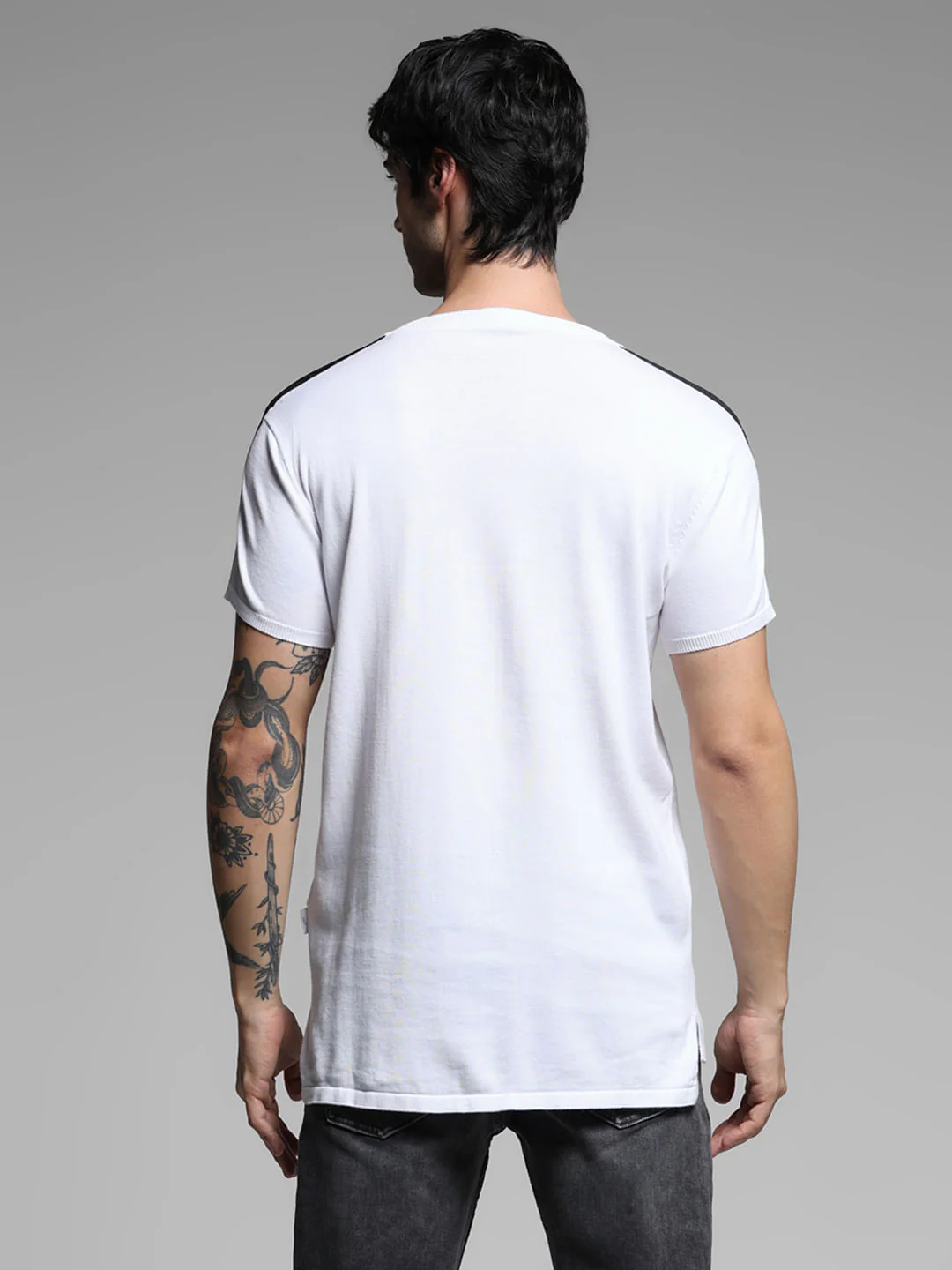 White Patch Pocket Cotton T-shirt - Image 4