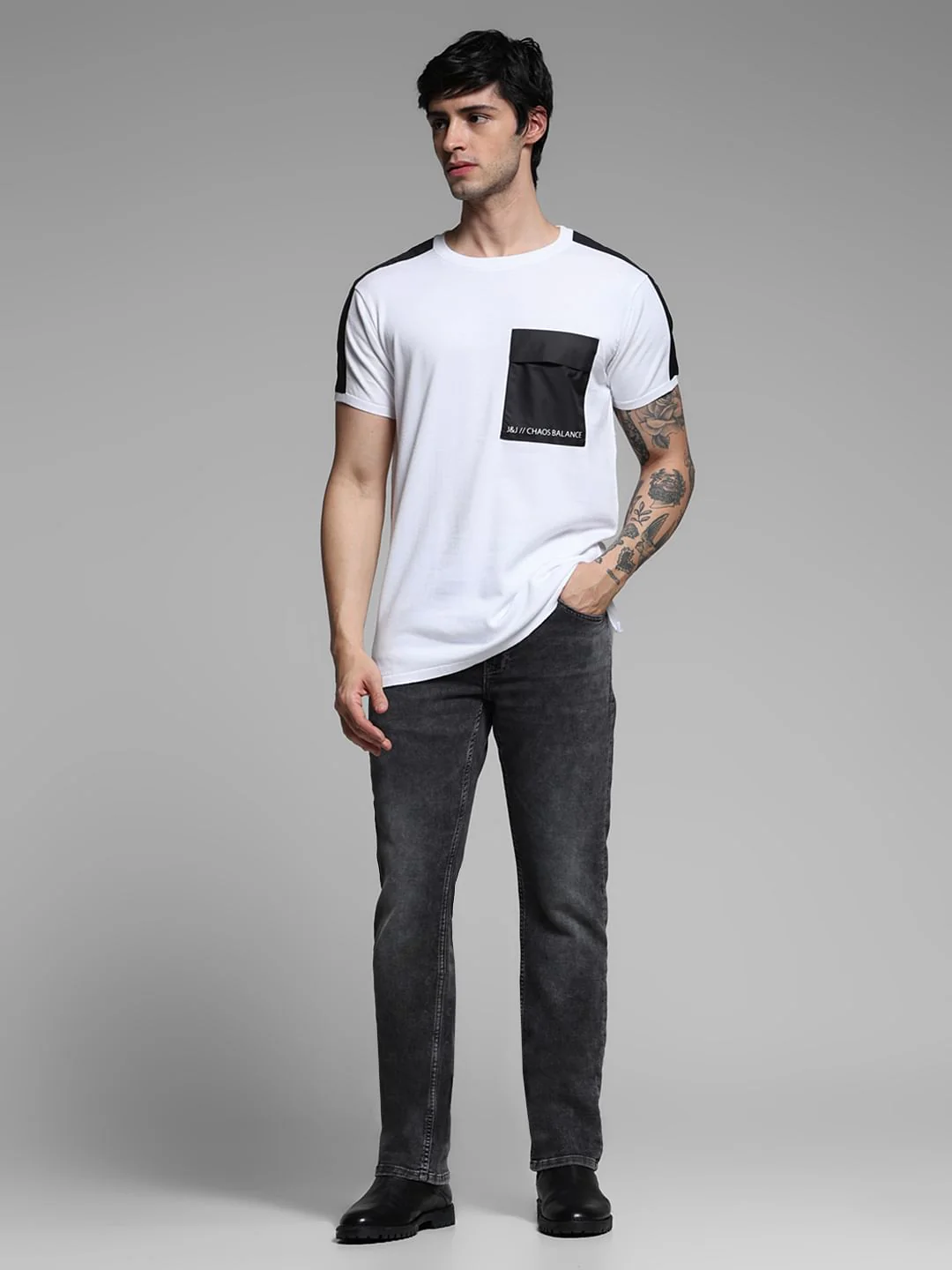 White Patch Pocket Cotton T-shirt - Image 6