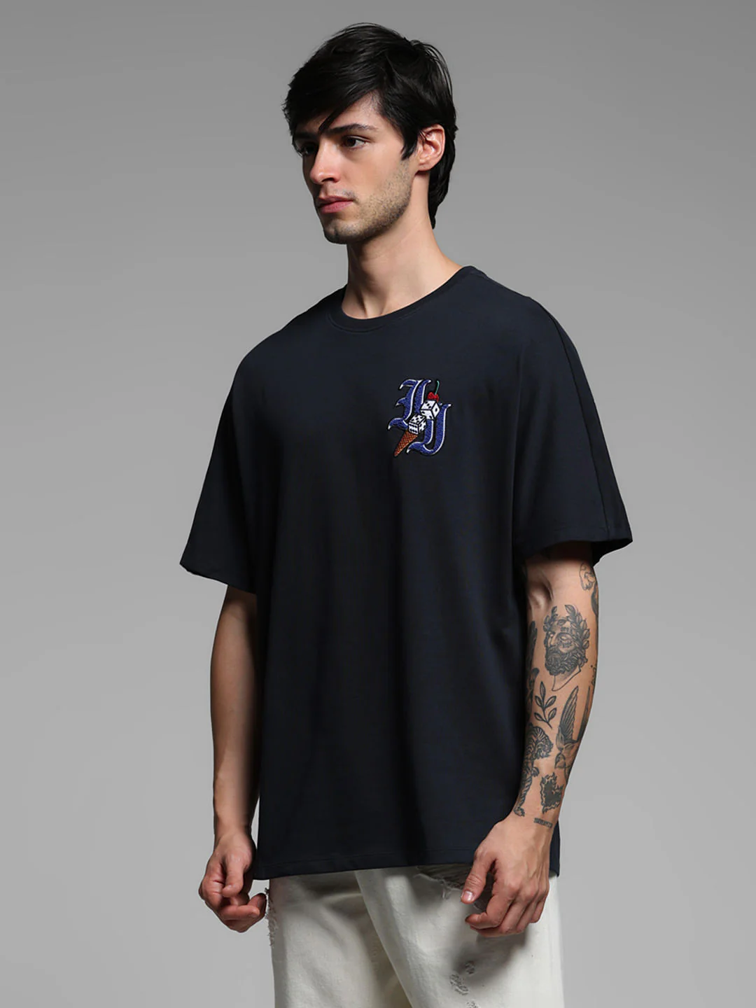 Black Drop Shoulder T-shirt - Image 3