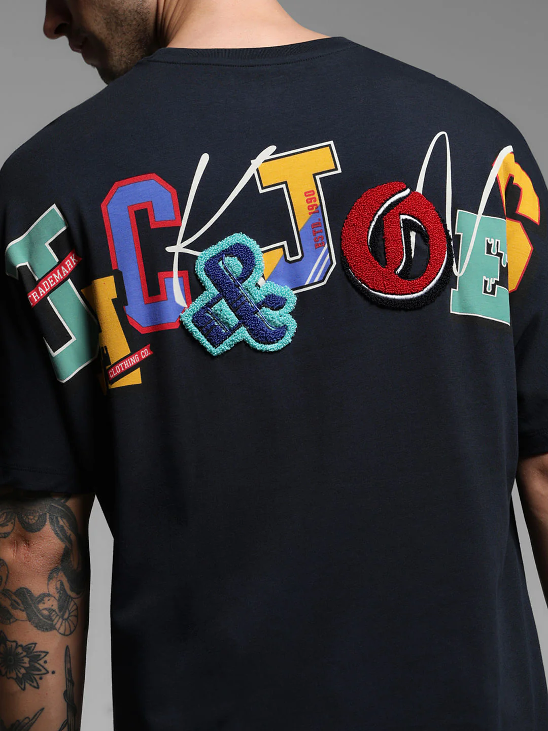 Black Drop Shoulder T-shirt - Image 6