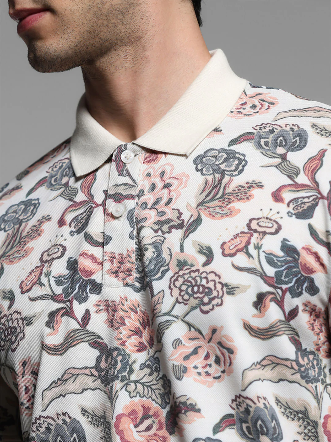 White Floral Polo T-shirt - Image 5