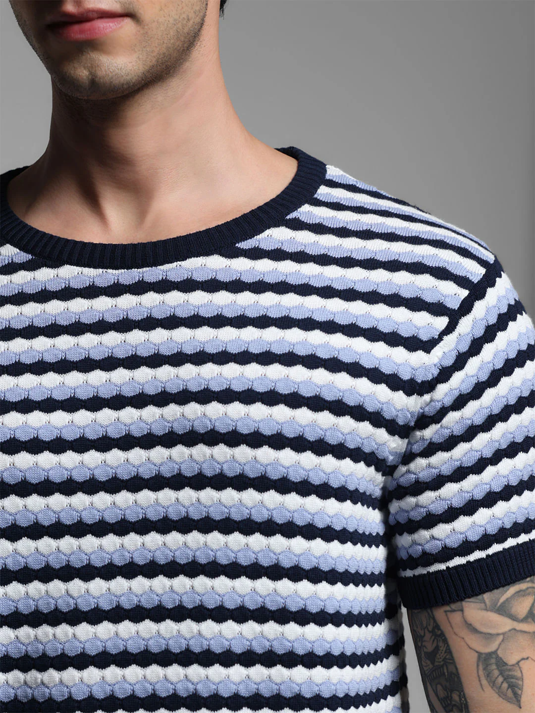 Blue Printed Knitted Pullover - Image 5
