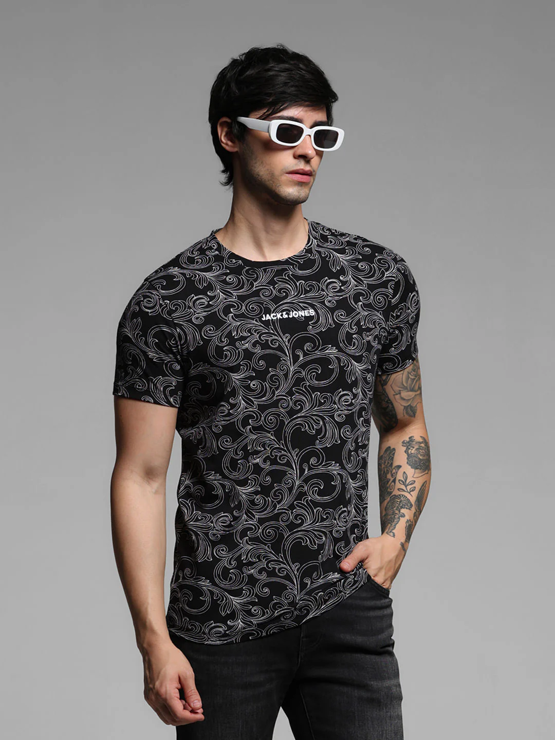 Black Graphic Print Crew Neck T-shirt