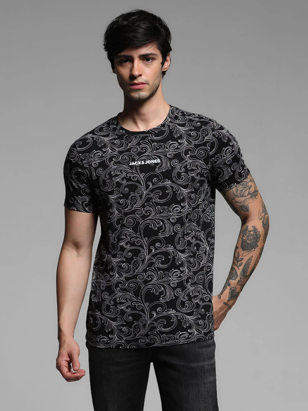 Black Graphic Print Crew Neck T-shirt - Image 2