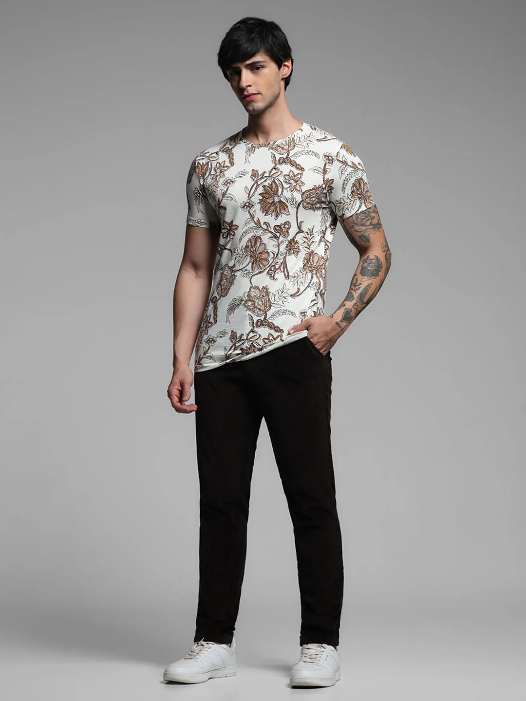 White Printed Crew Neck T-shirt - Image 6