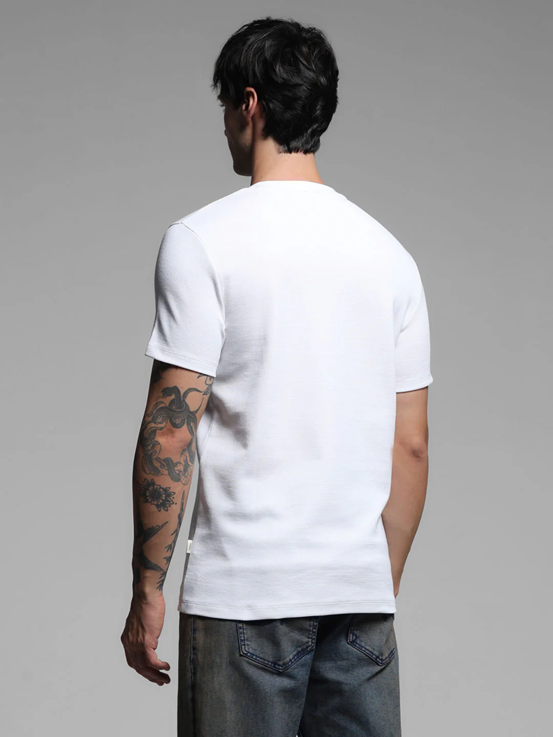 White Crochet Patch Detail T-shirt - Image 4