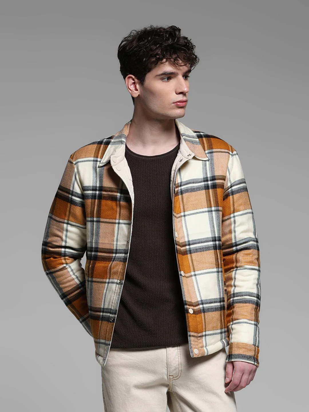BEIGE CHECKS JACKET - Image 3