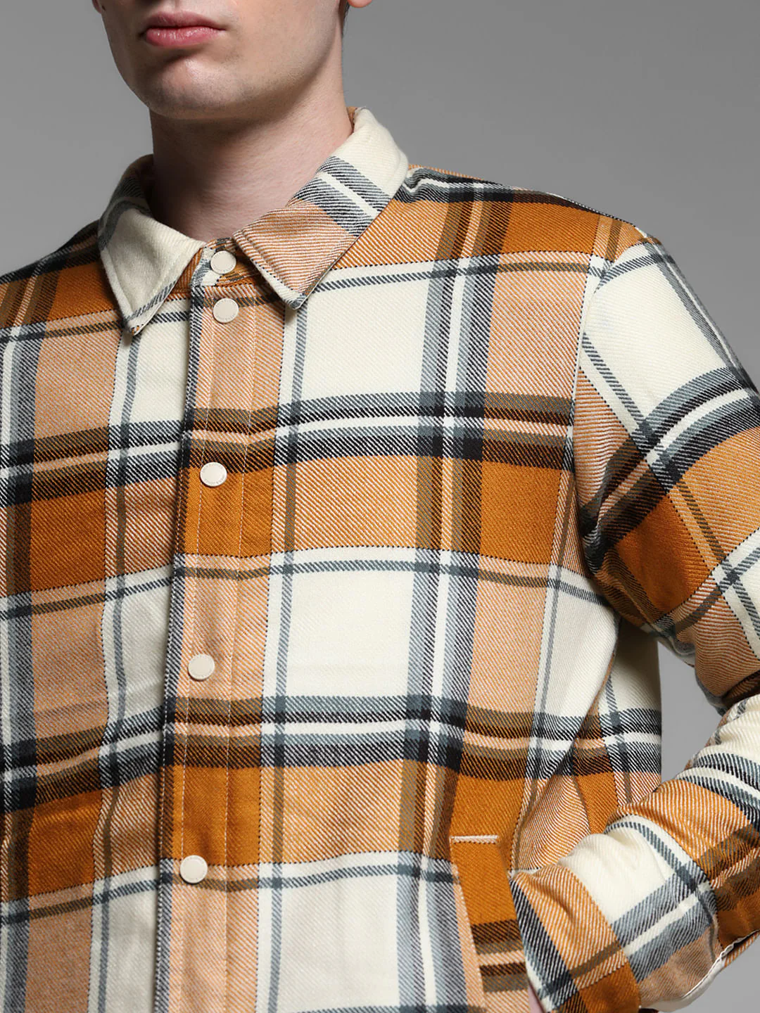 BEIGE CHECKS JACKET - Image 7