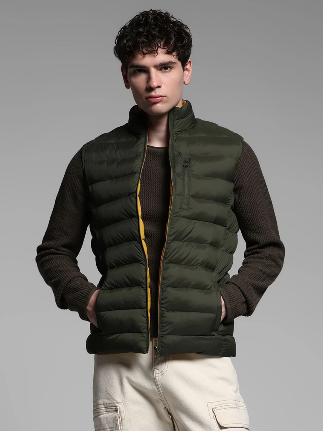 GREEN SLEEVELESS PUFFER JACKET - Image 2