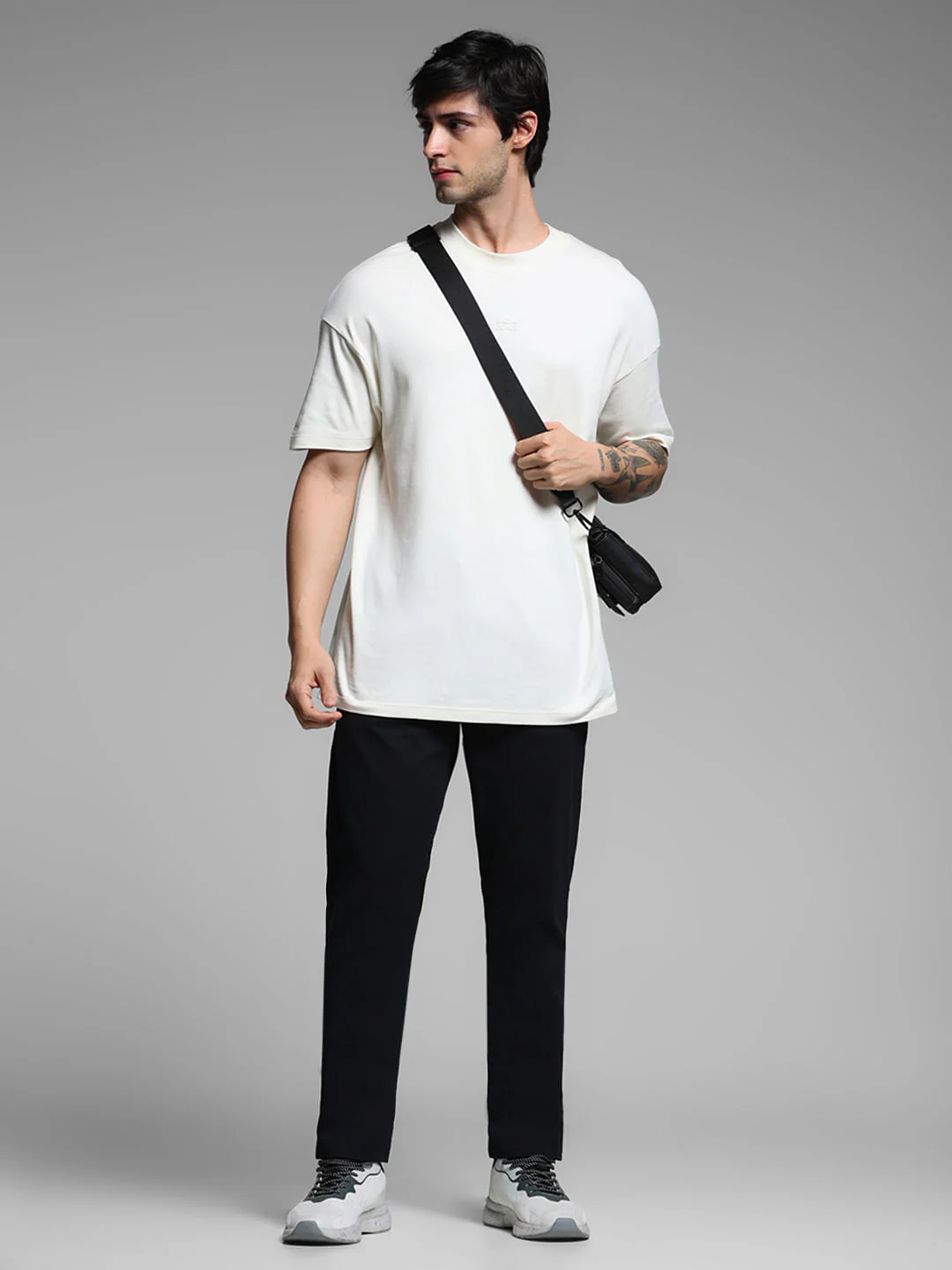 Black Mid Rise Cotton Pants - Image 6