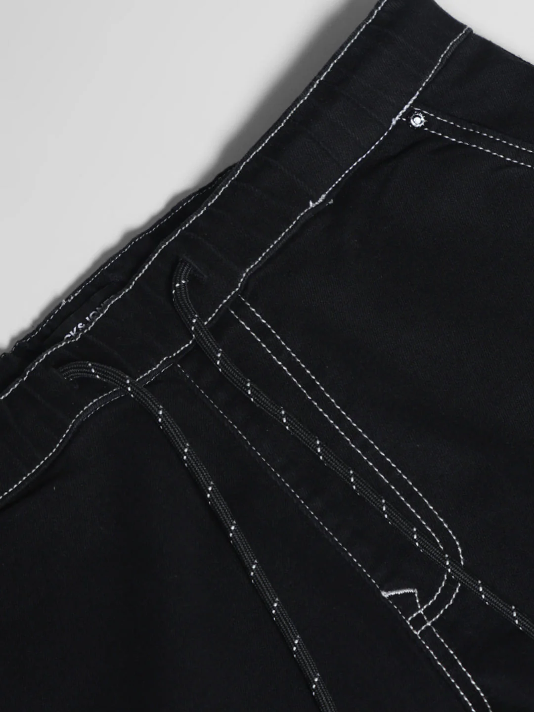 Black Contrast Stitch Cargo Shorts - Image 5