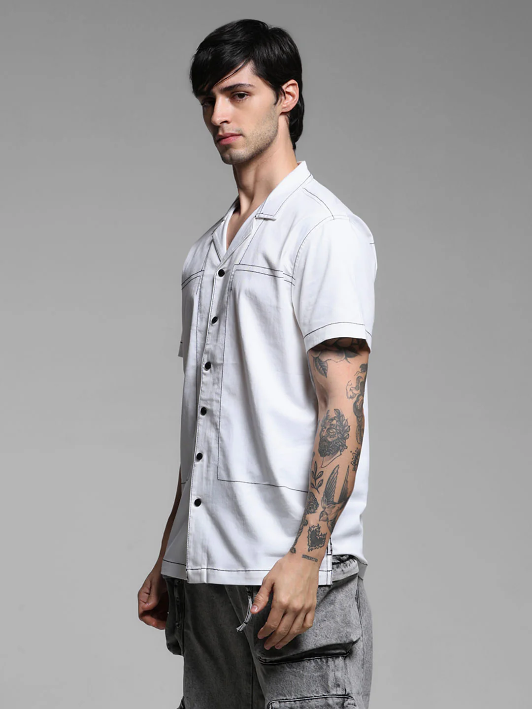 White Resort Collar Shirt - Image 3