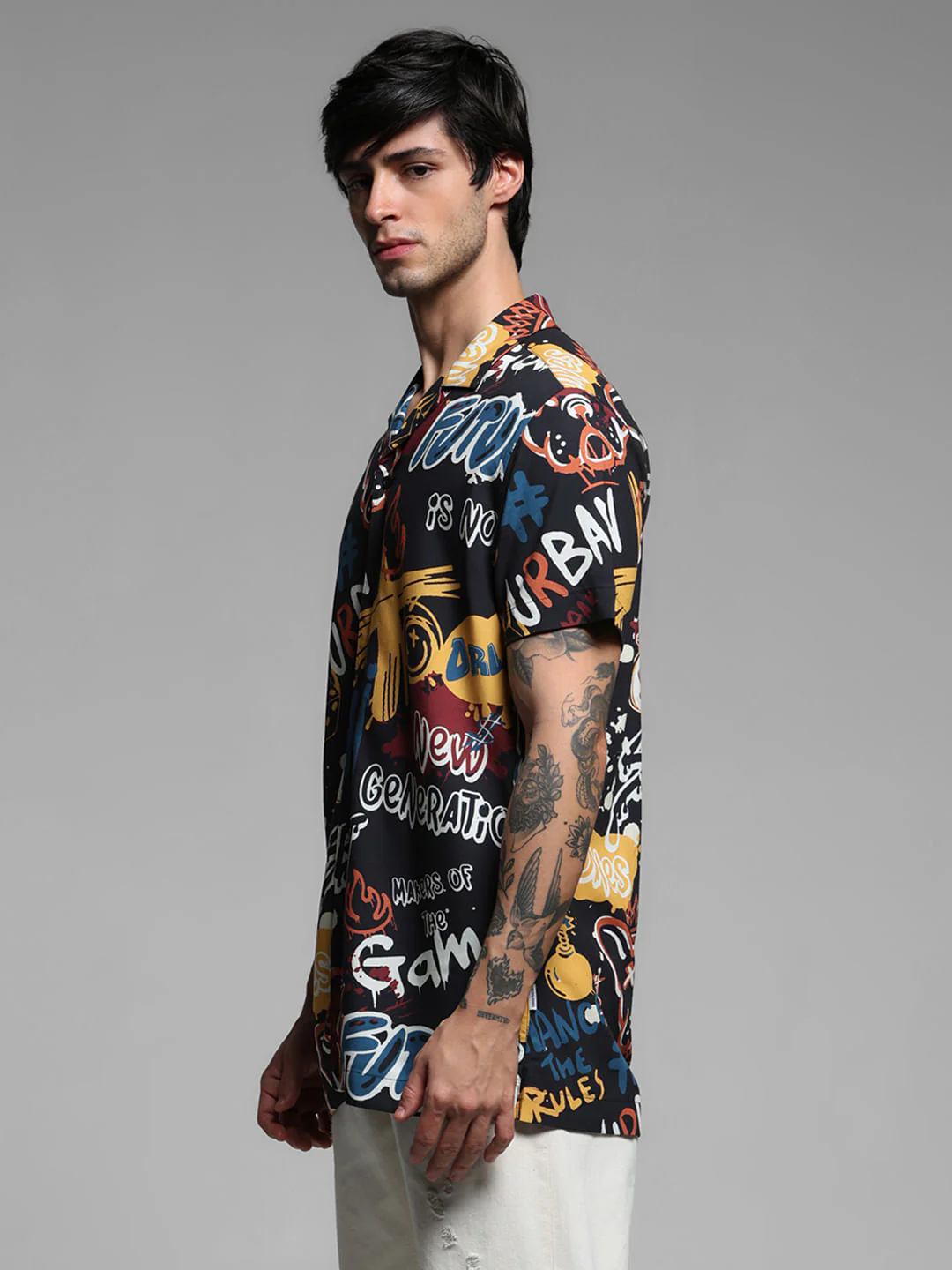 Black Graphic Print Short Sleeves Shirt - Image 3