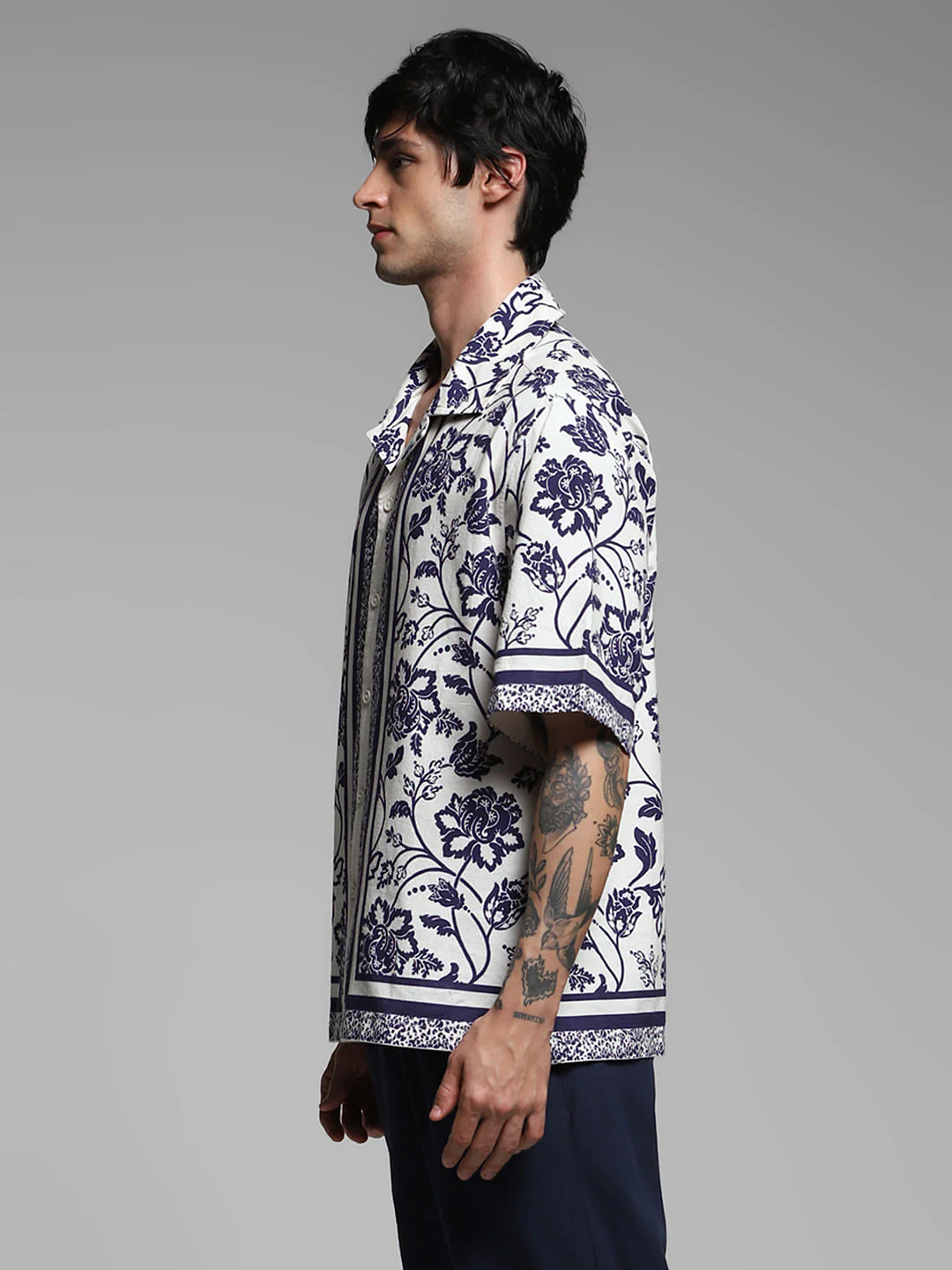 Blue Floral Oversized Shirt - Image 3