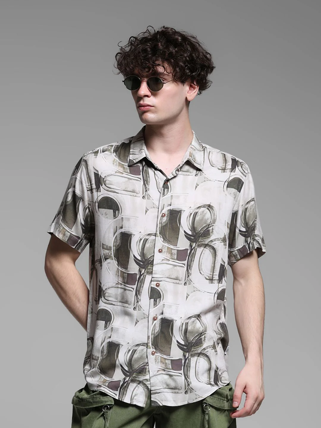 Green Abstract Print Short Sleeves Shirt