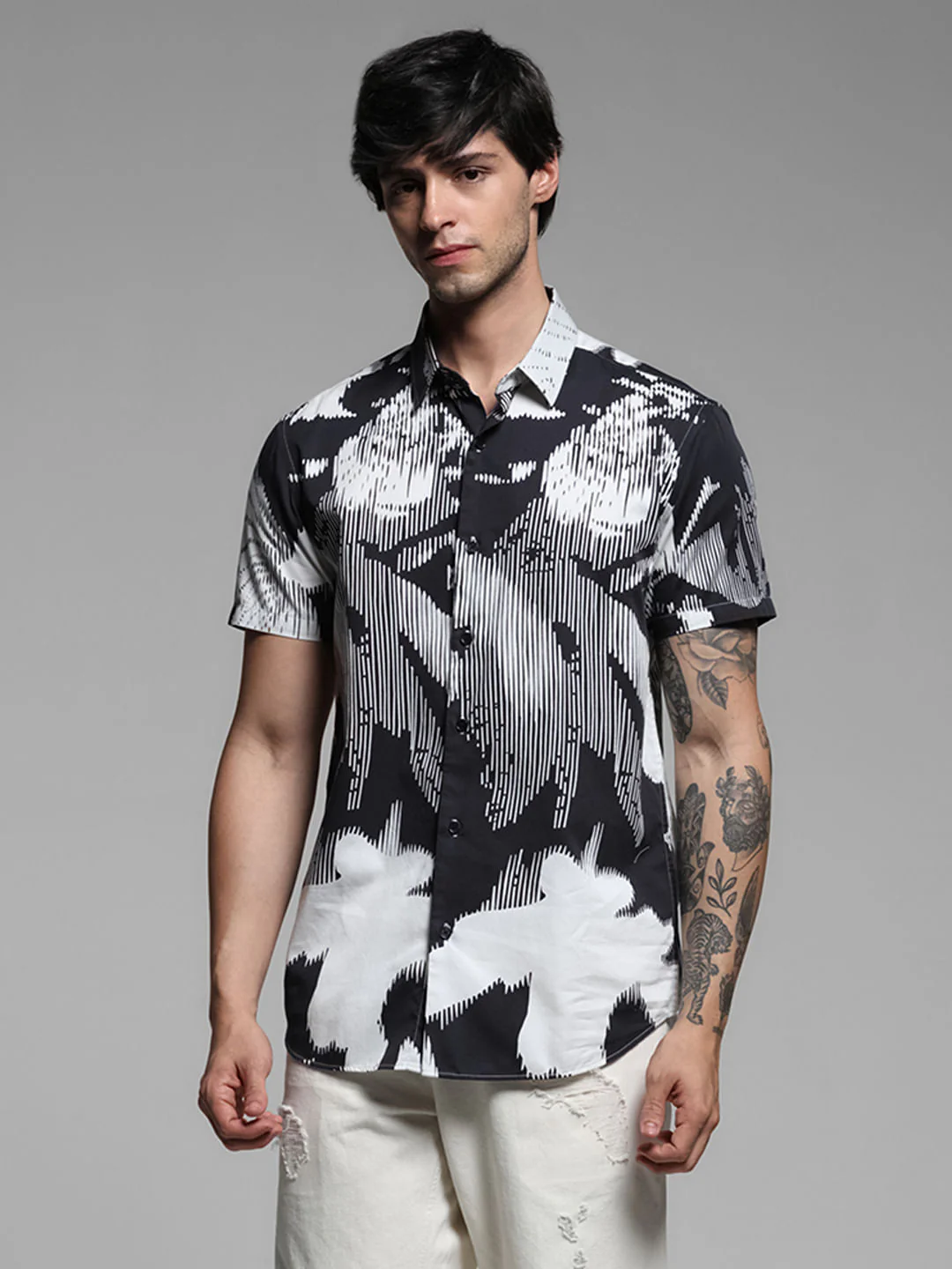 Black Printed Short Sleeves Shirt - Image 2