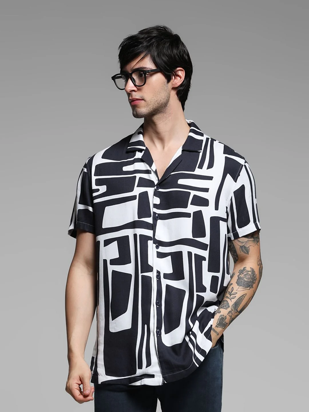 Blue Abstract Print Short Sleeves Shirt