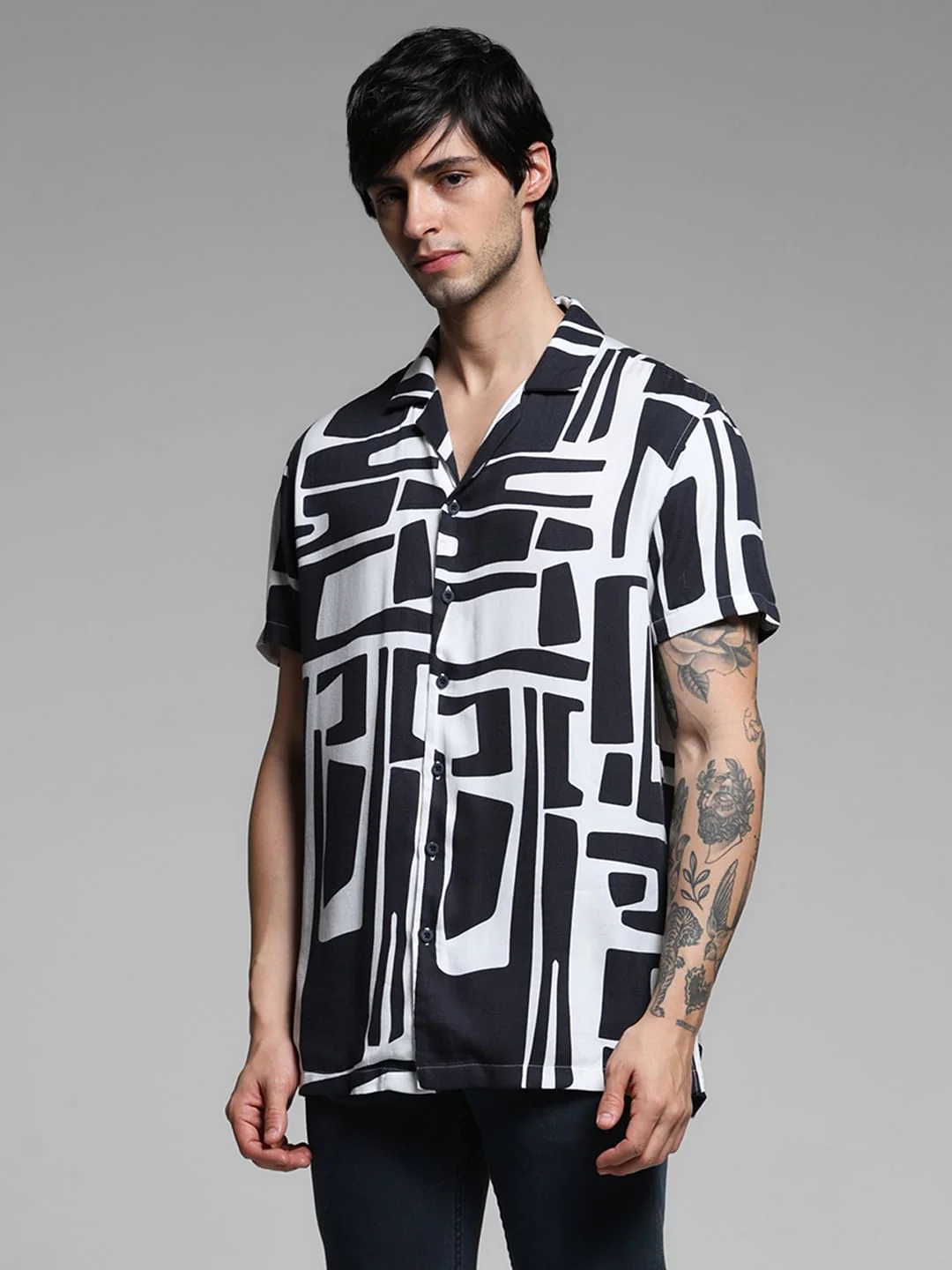 Blue Abstract Print Short Sleeves Shirt - Image 3