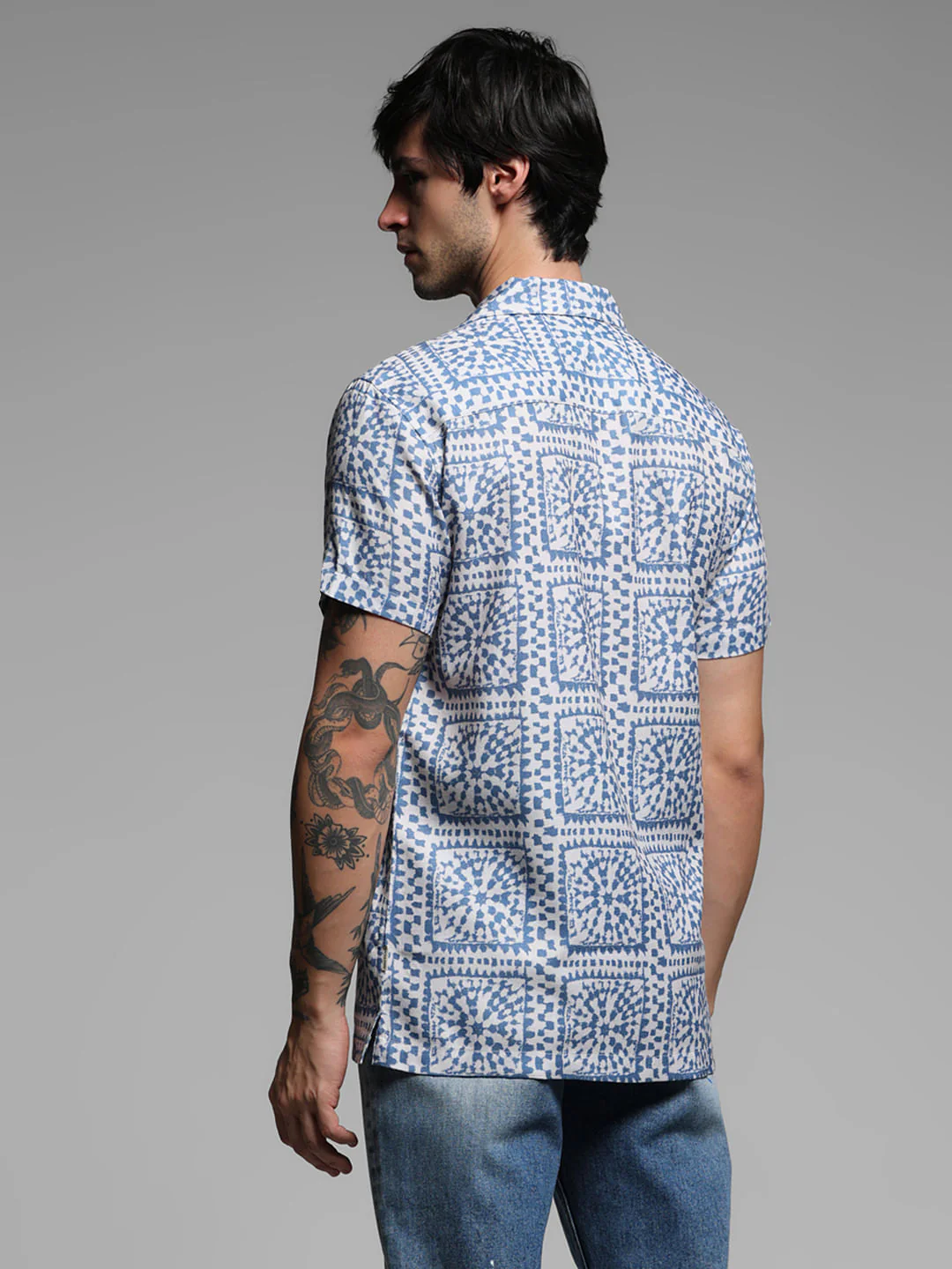 Blue Crochet Printed Short Sleeves Shirt - Image 4