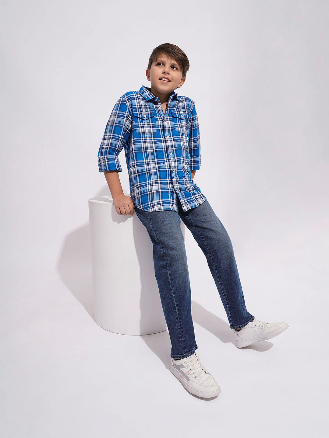 Blue Mid Rise Washed Loose Fit Jeans