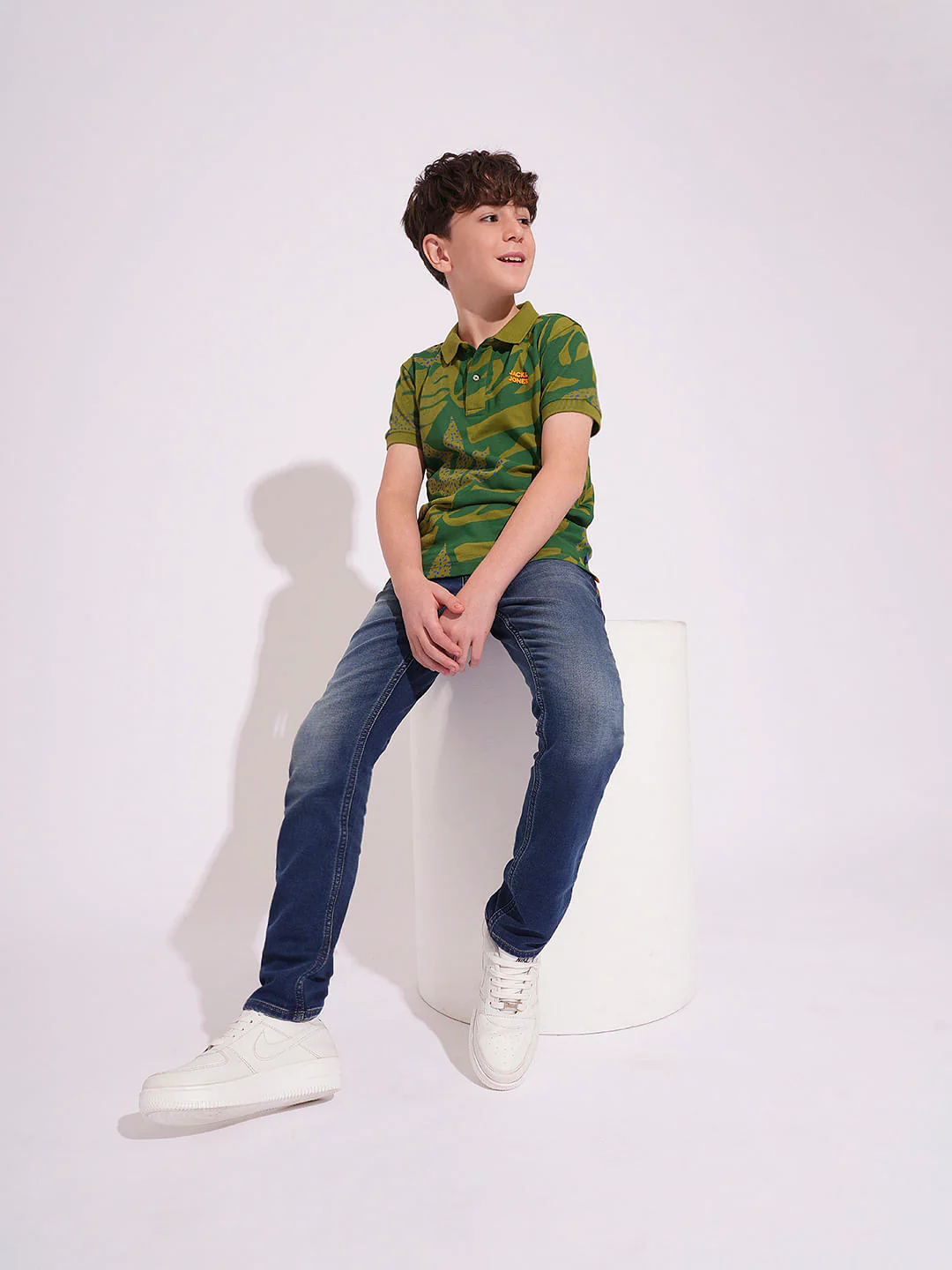 Boys Blue Mid Rise Washed Regular Fit Jeans