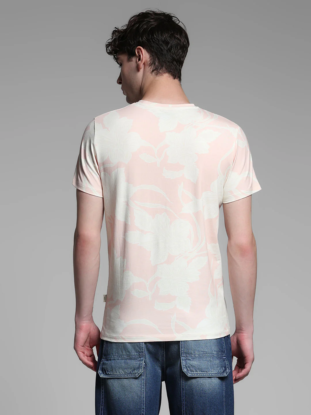 Light Pink Printed Crew Neck T-shirt - Image 4