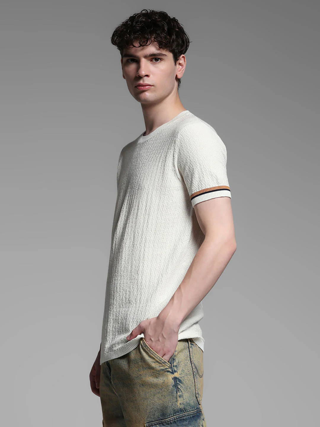 White Knitted Crew Neck Pullover - Image 3