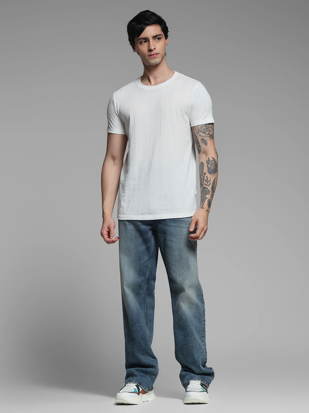 WHITE CREW NECK T-SHIRT - Image 6