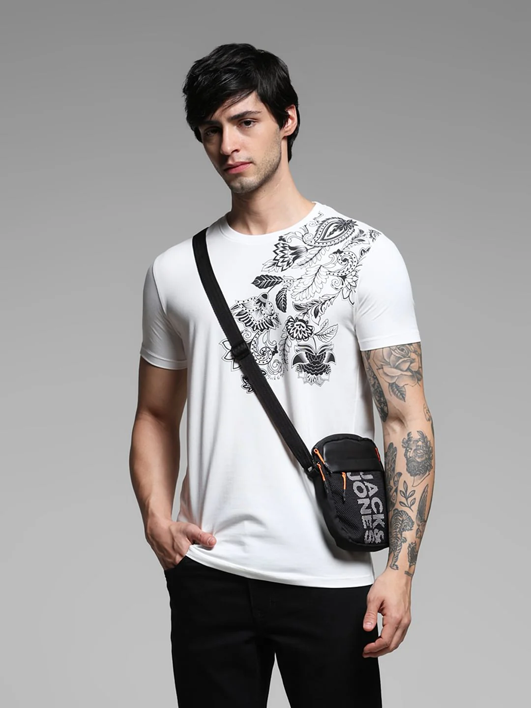 White Printed Crew Neck Slim Fit T-shirt