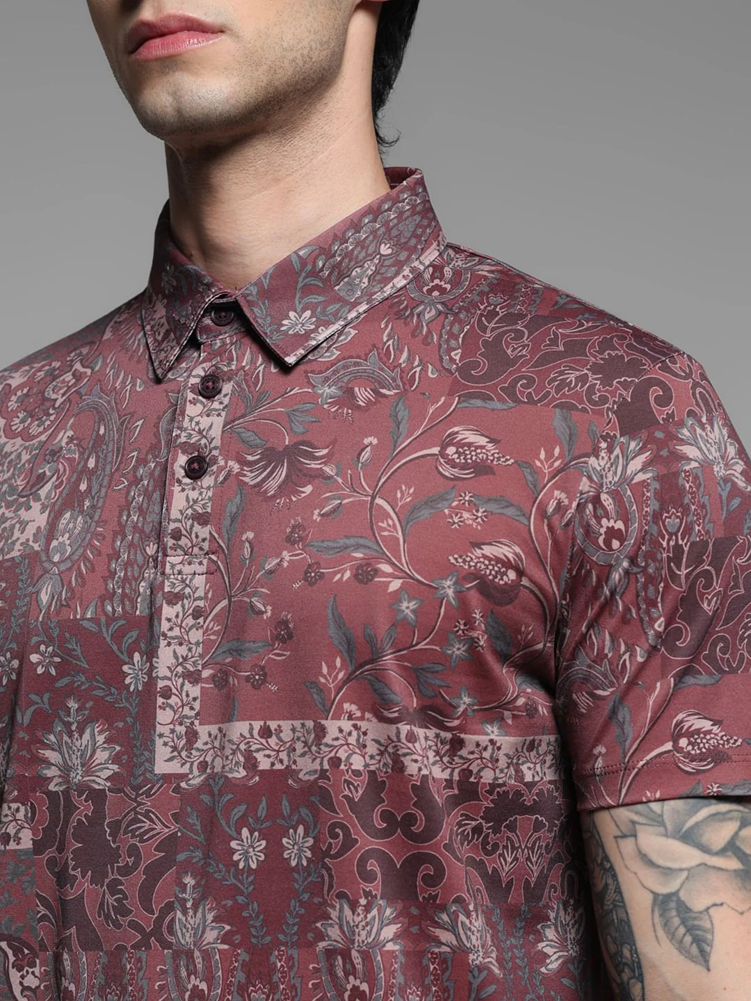 BRICK RED FLORAL POLO - Image 5
