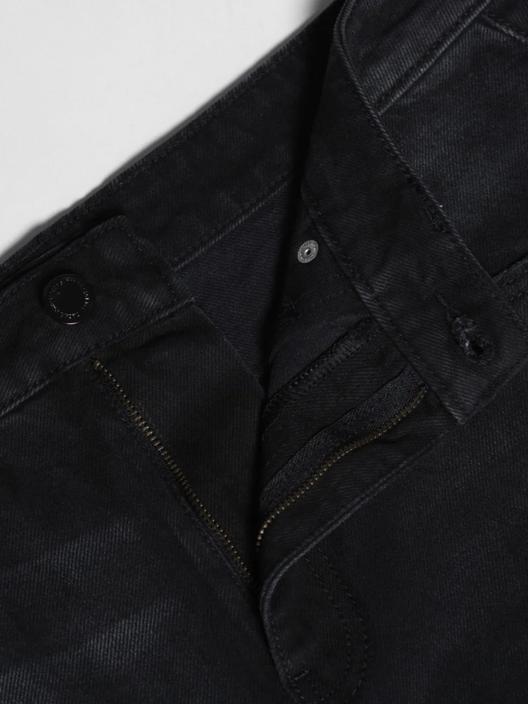 Black High Rise Distressed Dario Loose Fit Jeans - Image 5