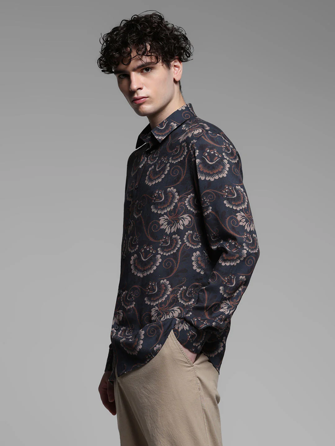 Black Floral Lyocell-Linen Shirt - Image 3