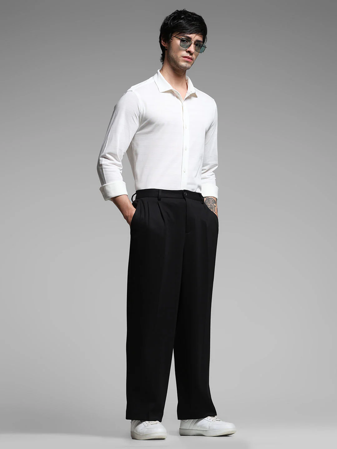 Black Mid Rise Regular Fit Pants - Image 6