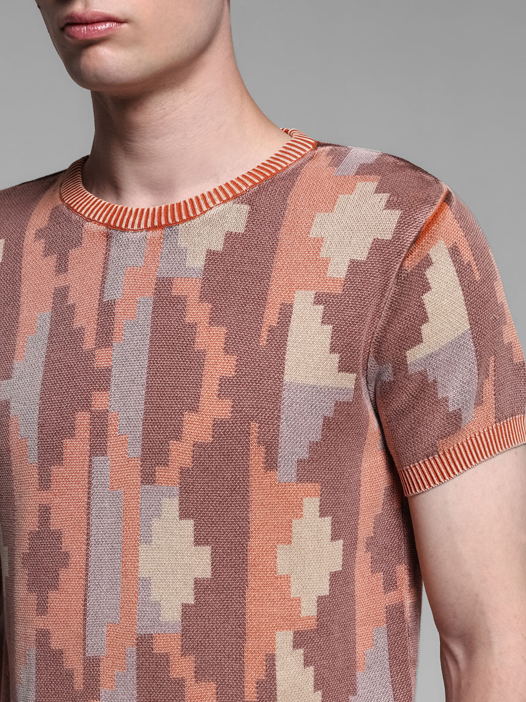 BROWN PRINTED T-SHIRT - Image 5