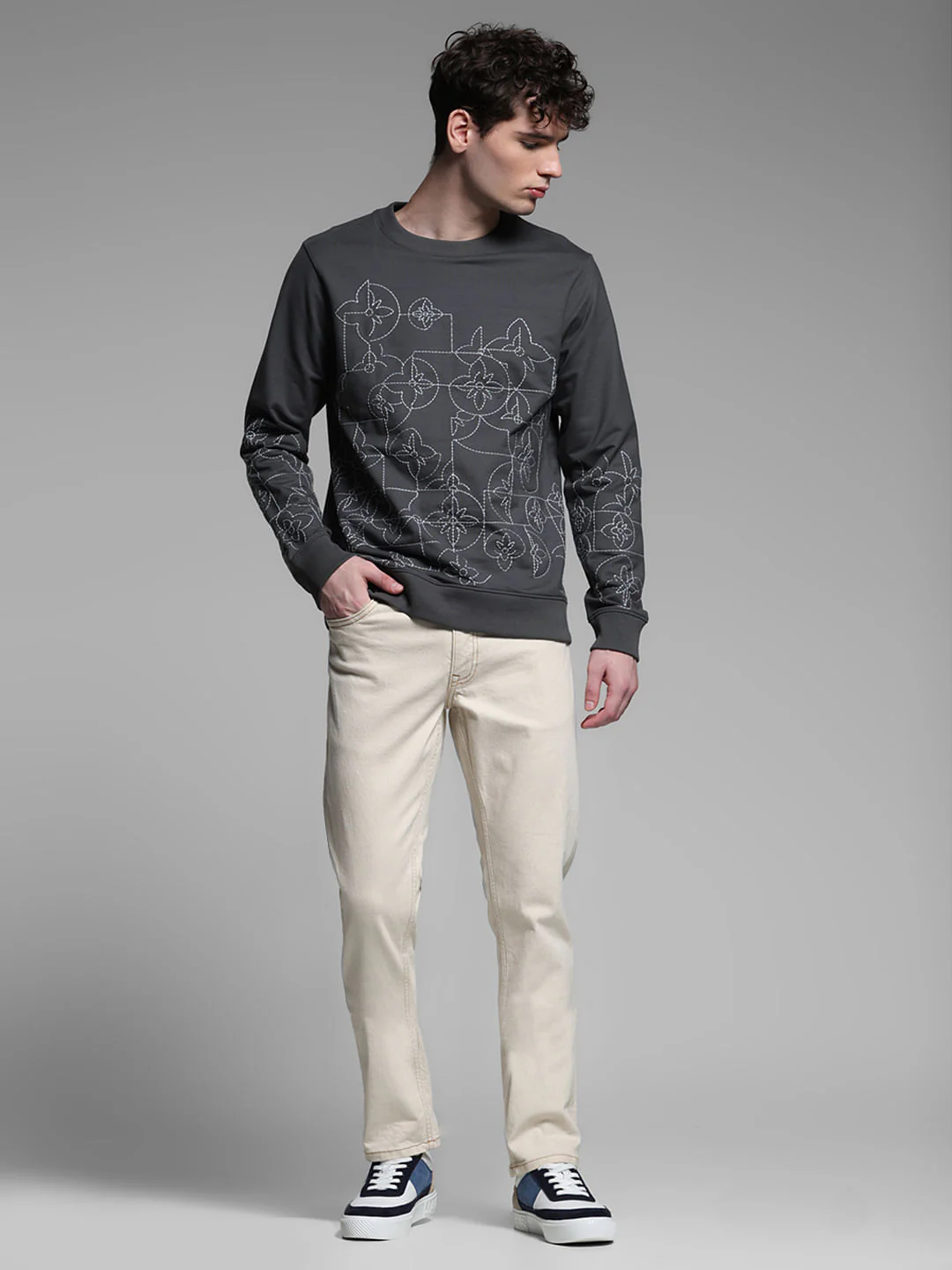 GREY CREW NECK PULLOVER - Image 6