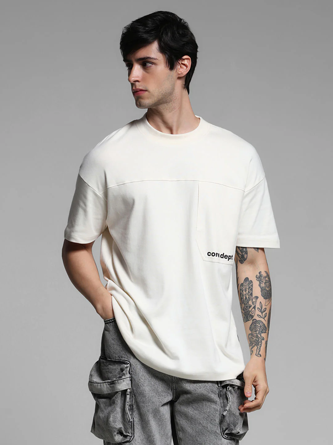 Off-White Oversized T-shirt - Image 2