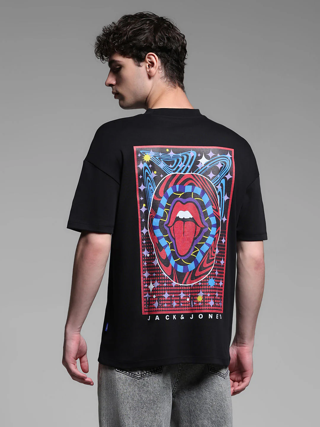 BLACK PRINTED T-SHIRT - Image 4