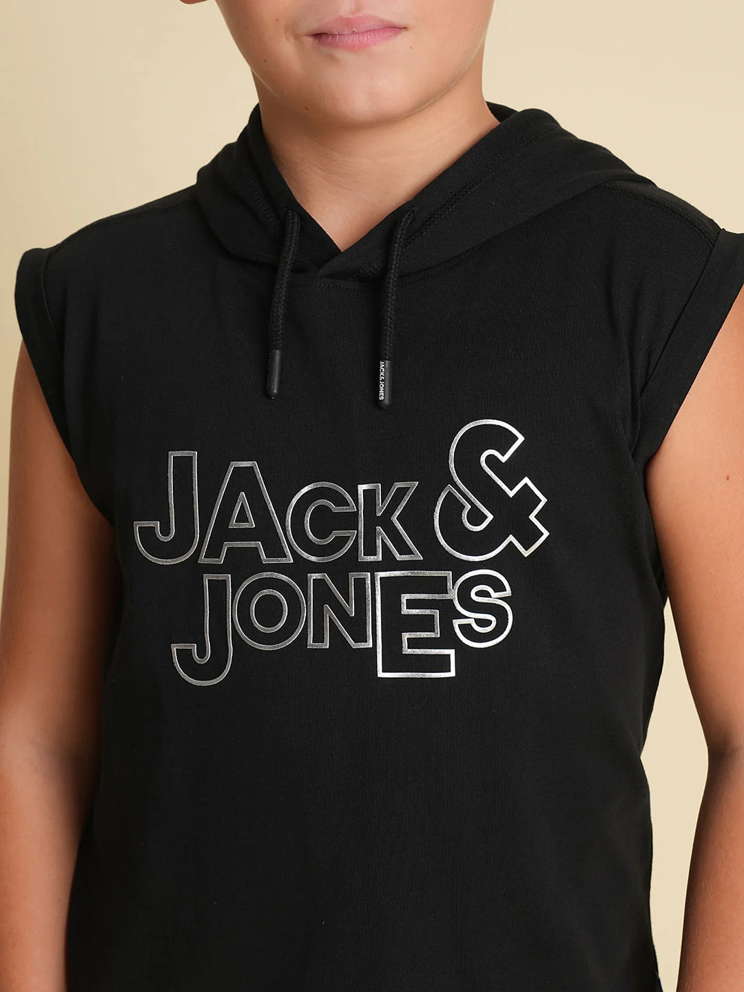 Boys Black Hooded Sleeveless T-shirt - Image 6