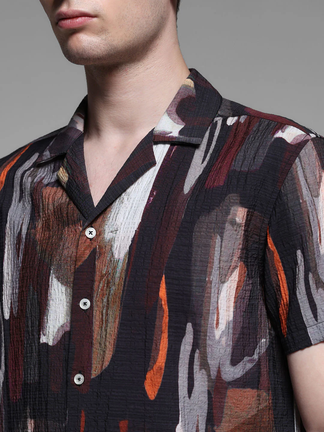 BLACK ABSTRACT PRINT SHIRT - Image 5