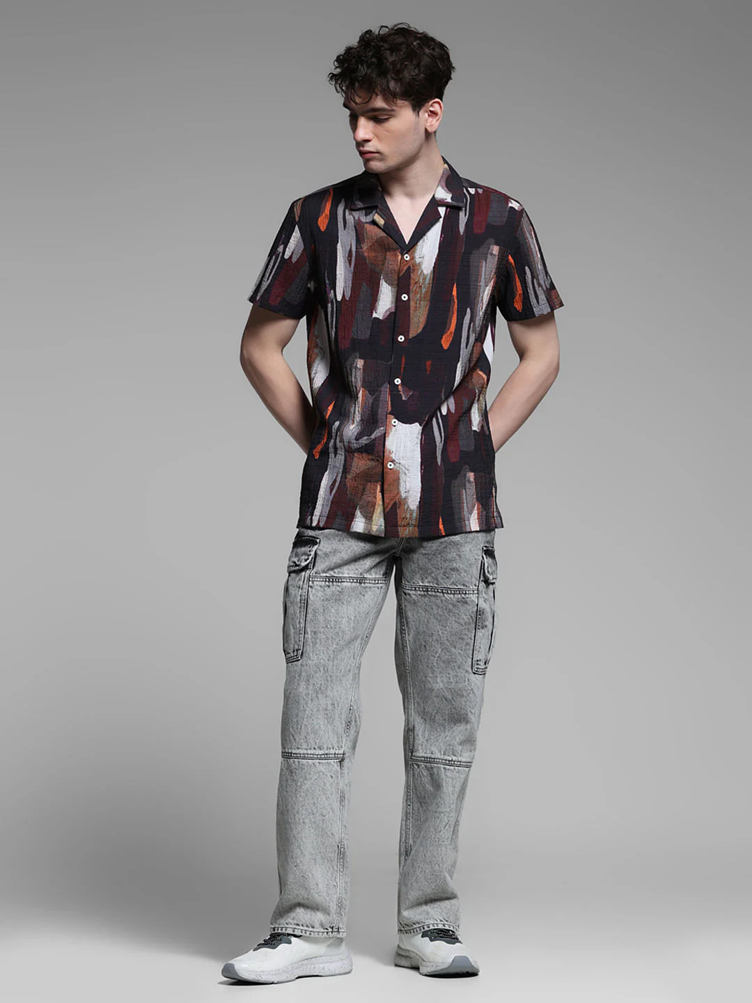 BLACK ABSTRACT PRINT SHIRT - Image 6